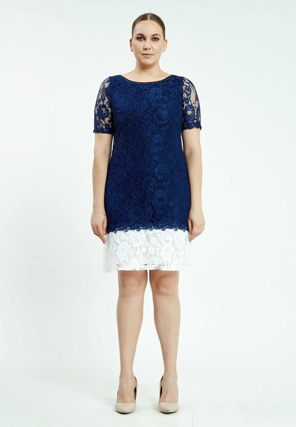 Short Sleeve Mini Lace Column Plus Size Casual Dress