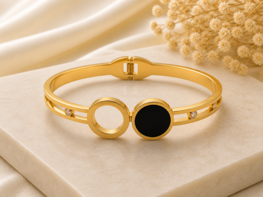 Modern Gold Bangle