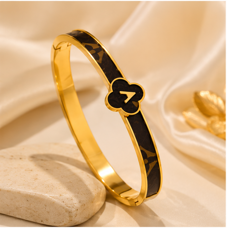 Midnight Clover Stainless Steel Bangle